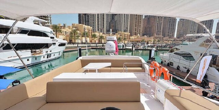 F1 Abu Dhabi Trackside in Superyacht